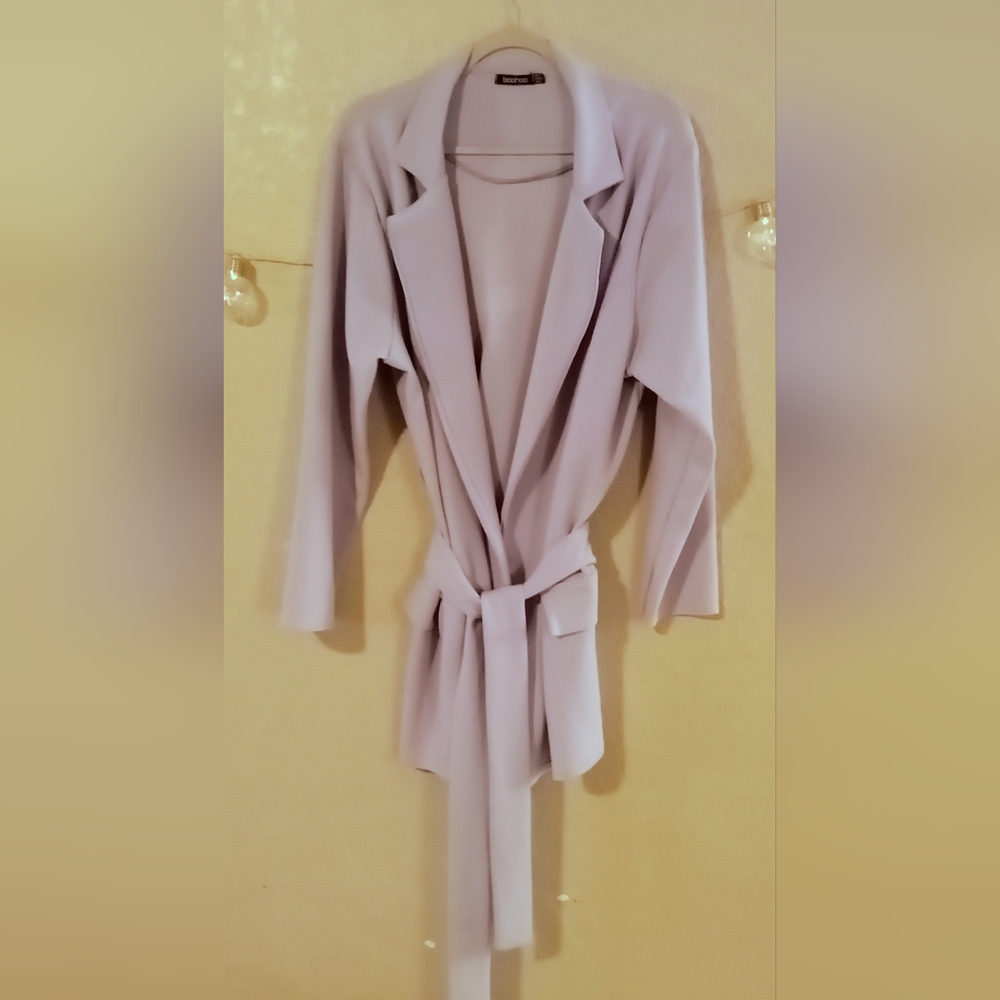 PLUS Gorgeous boohoo Lavender/Lilac/Purple Tie-Waist Drape Blazer